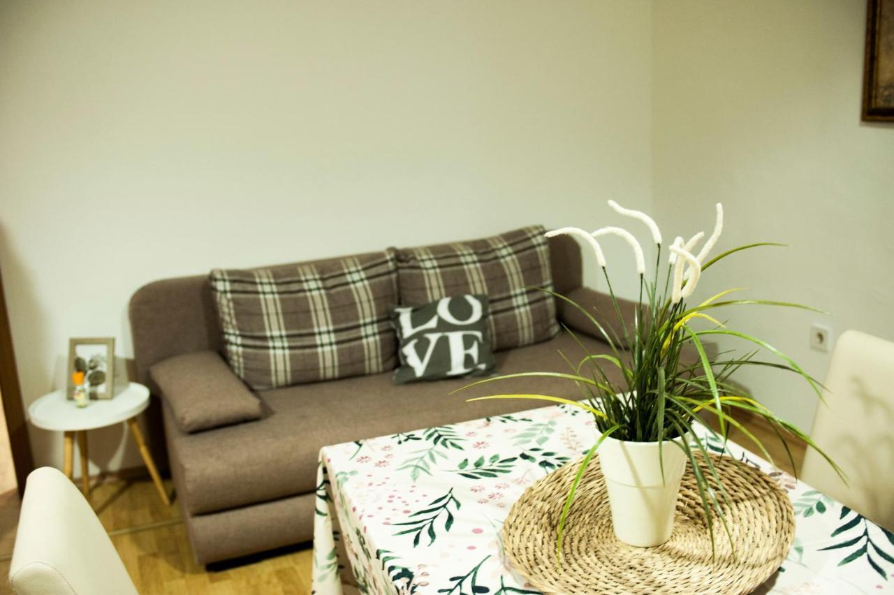 Apartman Flower Шибеник Екстер'єр фото